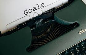 Set Realistic Financial Goals and Plan for Growth