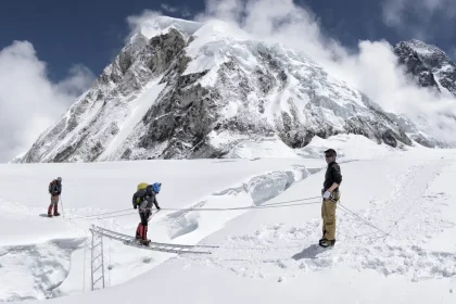 Climbing Mount Everest 2025: Full Cost Breakdown and Logistics