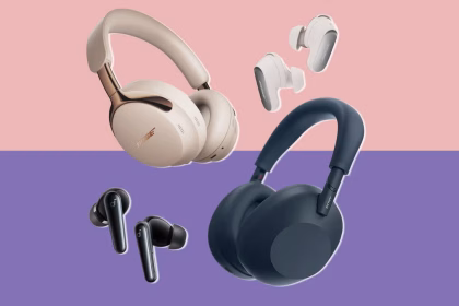 Best Noise-Canceling Headphones for Long-Haul Flights (Sony vs. Bose 2025)